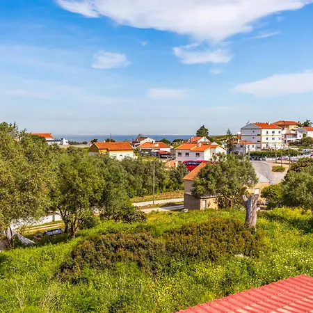 Mada House's Ii Sesimbra