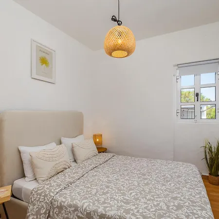 Peaceful Retreat Near And Meco - Mada House's Ii Casa de Férias