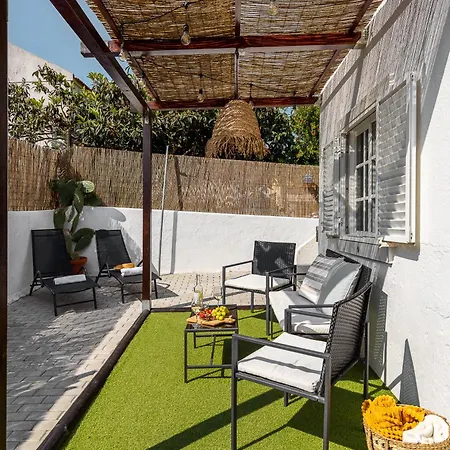 Peaceful Retreat Near And Meco - Mada House's Ii Casa de Férias