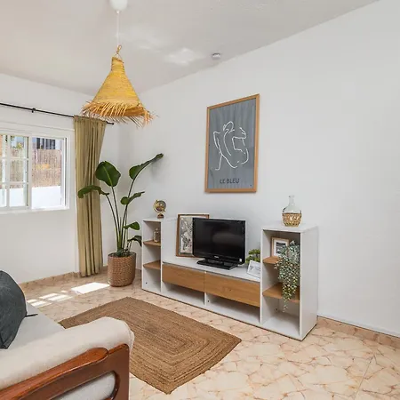 Casa de Férias Peaceful Retreat Near And Meco - Mada House's Ii *