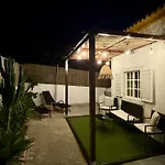 Peaceful Retreat Near And Meco - Mada House's Ii Сasa de vacaciones *