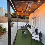 Peaceful Retreat Near And Meco - Mada House's Ii Ferienhaus *