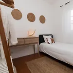 Peaceful Retreat Near And Meco - Mada House's Ii