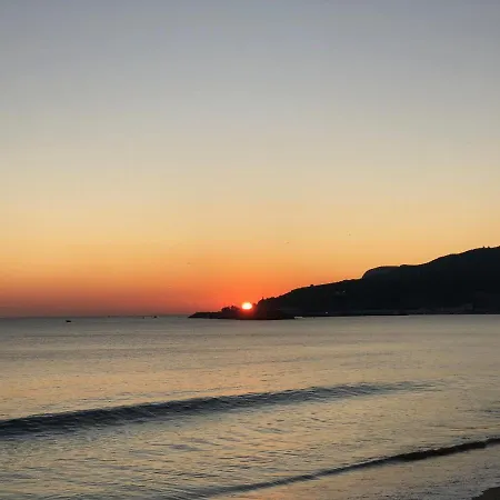 Peaceful Retreat Near And Meco - Mada House's Ii Сasa de vacaciones Sesimbra