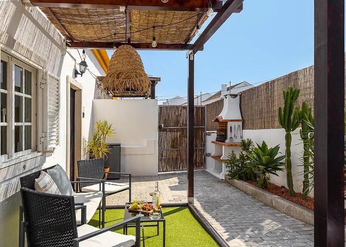 Peaceful Retreat Near And Meco - Mada House's Ii Vakantiehuis