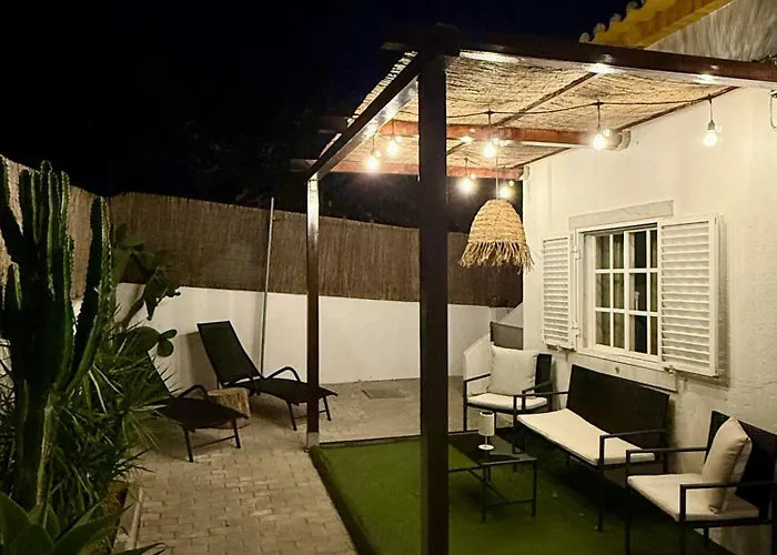 Peaceful Retreat Near And Meco - Mada House's Ii Semesterbostad *